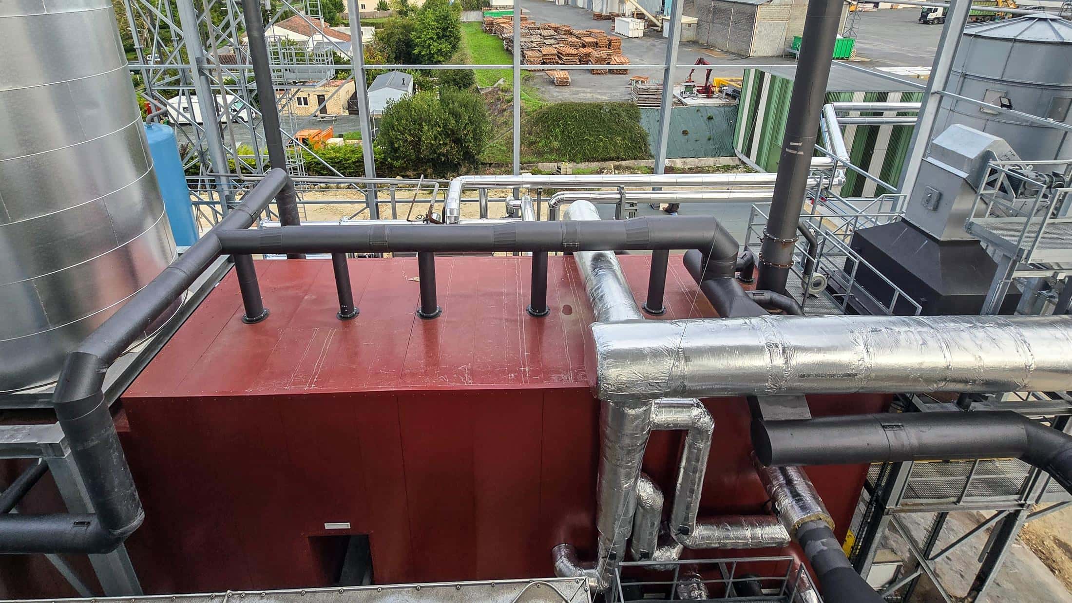 Sistema de combustión con parrilla movil